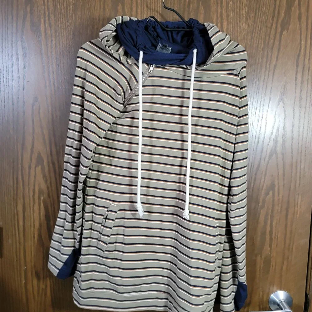Sweet Claire Long Side Zip Side Pocket Striped Hoodie Size Medium - Picture 1 of 9